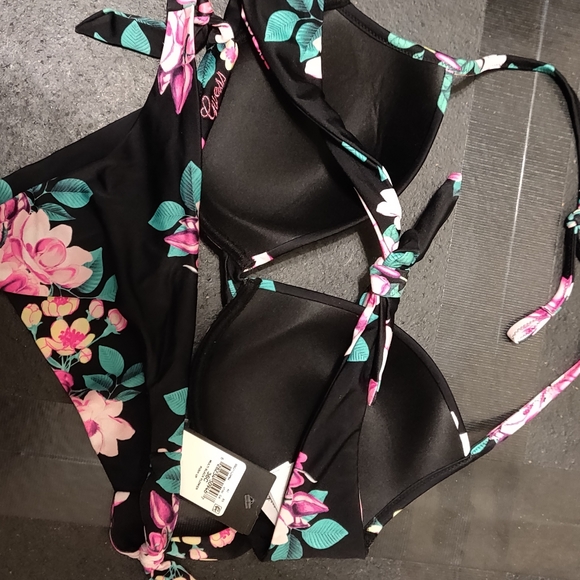 Guess Bikini (new) - Picture 2 of 2